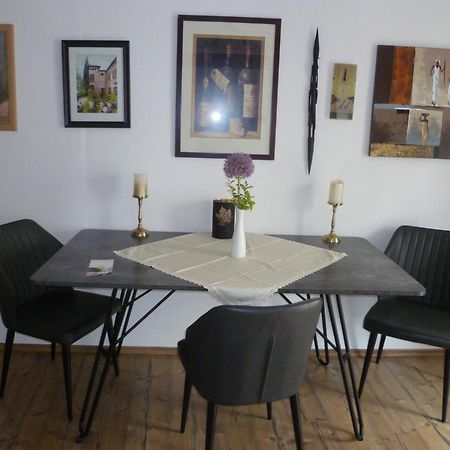זלטינגן-רכטינג Ferienwohnung Ehlen Im Alten Winzerhaus מראה חיצוני תמונה